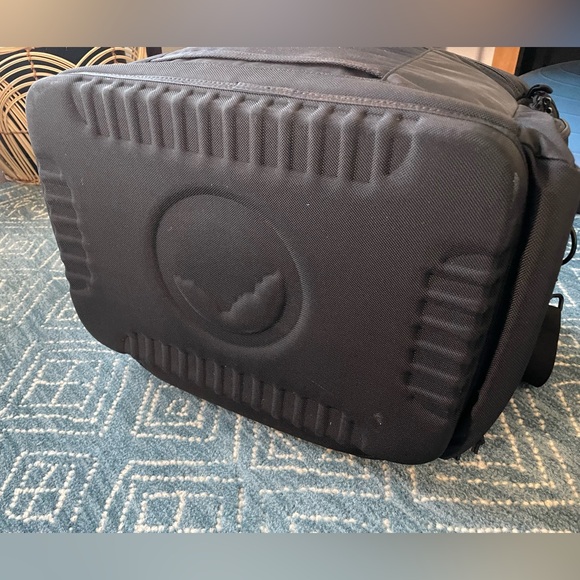 Lowepro Camera Bag, Magnum 650 AW - Picture 10 of 10